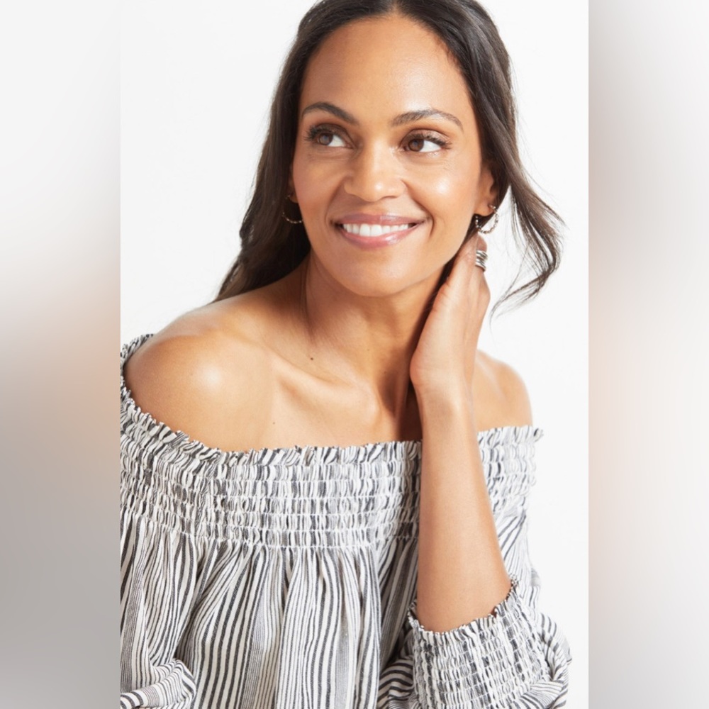 🆕 NWT Women’s Evereve Sydney Stripe Off Shoulder Top - Picture 9 of 9